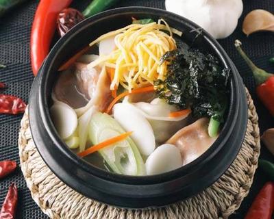 ゴゴノもち餃子スープ Chewy Dumpling Soup 