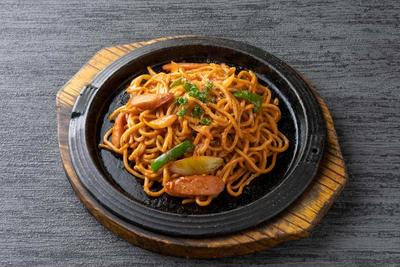 100%有機トマトケチャップのナポリタン焼きそば