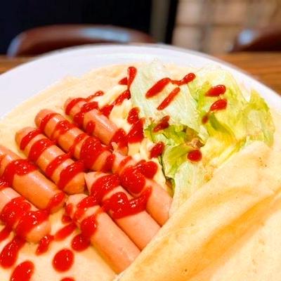 ソーセージエッグチーズサラダ