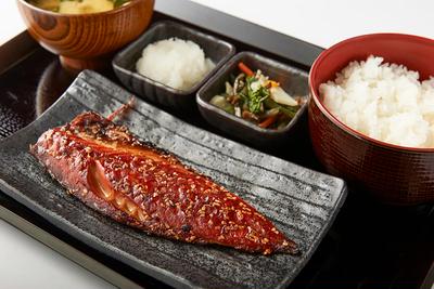 さばみりん干し定食【深い甘みと濃厚な旨み】