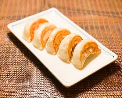 味付きギョーザ