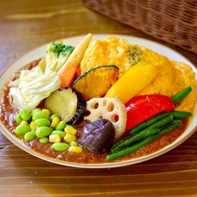 1日分の野菜！オムライス(カレー)