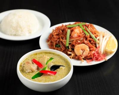 グリーンカレーとパッタイ弁当  GreenCurry＆PattaiBox