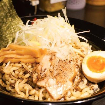 とん黒油そば