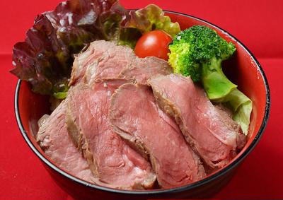 熟成ランプステーキ丼