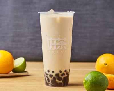 ロイヤルタピオカミルクティー (700ml) Royal Tapioca Milk Tea (700ml)
