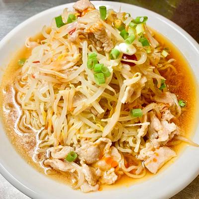 茹で豚肉の冷やし中華