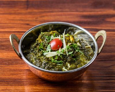サグチキンカレー(Sag Chicken)