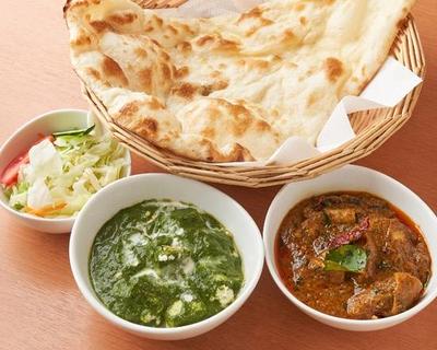 ナンと2種のカレーセット(ナンまたはライス) Naan ＆ 2 Curries Set (Naan or Rice)