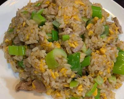 チャーシューと青葱のチャーハン