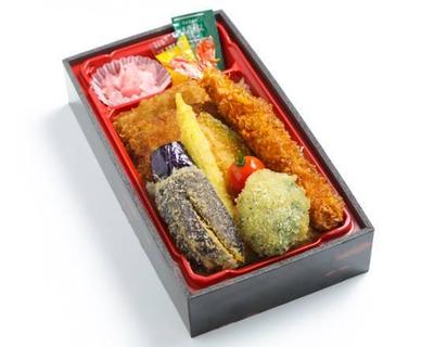 カツと海老と野菜の特選弁当(タルタルソース付)