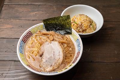 ラーメン+半チャーハンセット