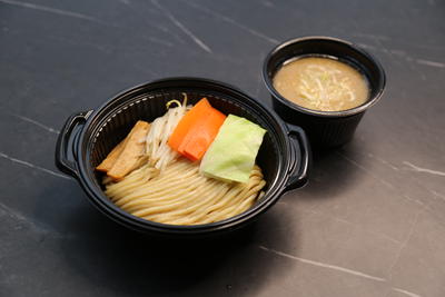 野菜にんにくつけ麺