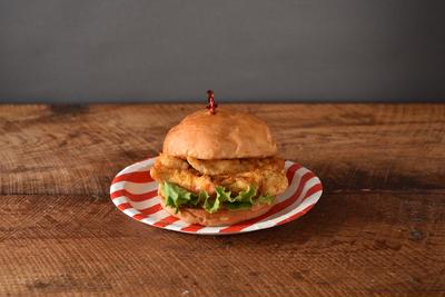 100%チキンバーガー/The 100% Chicken Burger！！