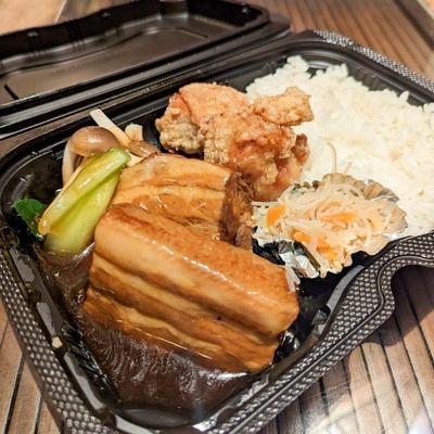 角鹿チャイナボックス(豚肉の角煮)  ディナー