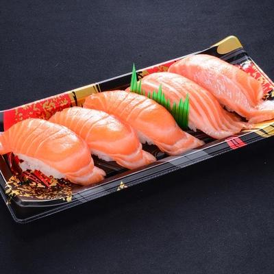サーモンにぎり盛 5貫 (Assorted Salmon Nigiri <5 Pieces>)