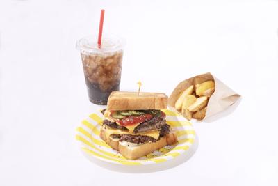【ダブルダブルバーガー★ポテトセット】/Double Double★French Fries COMBO