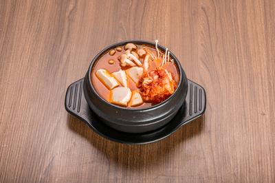 豚のキムチチゲ+ご飯付き