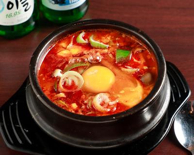 キムチ餃子純豆腐チゲ