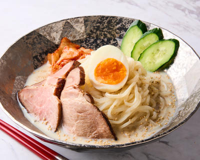 ごま豆乳盛岡冷麺 Morioka Cold Noodles with Sesame Soy Milk
