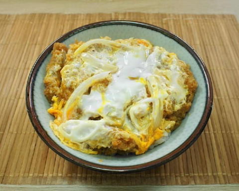 新八 カツ丼