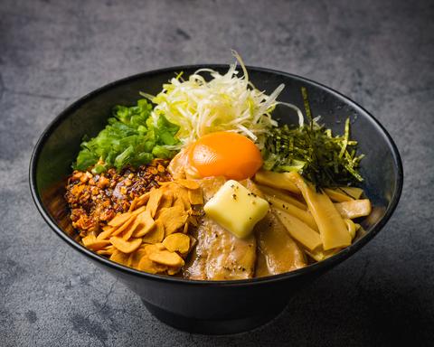 東京油そば専門店 江戸川橋亭 西中島店 【温玉付き】デラックス極みまぜそば (大盛り:2玉460g)