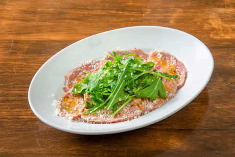 PASTAVOLA 田町本店 低温ローストした牛タンのカルパッチョ