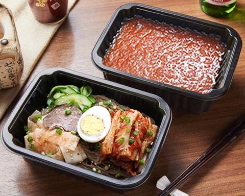 にっこりマッコリ高田馬場店 キムチマリ冷麺 Kimchi Mari Cold Noodles