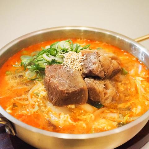 韓韓麺 竹ノ塚店 カルビ麺(2辛)