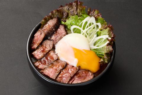 ハラミステーキ丼＆ビビンバ 「ハラミ市場」 世田谷店 温玉ハラミステーキ丼(100g) Soft-Boiled Egg Harami Steak Bowl