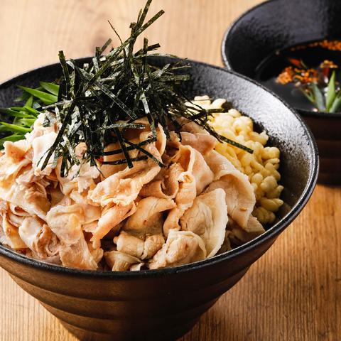 太くて硬い蕎麦を、ワシガシ食べる！新感覚！ラー油つけ蕎麦 六本木佐々木 名物 ワシワシガシガシ食べる！   “肉増し(2倍)”蕎麦 【深夜】
