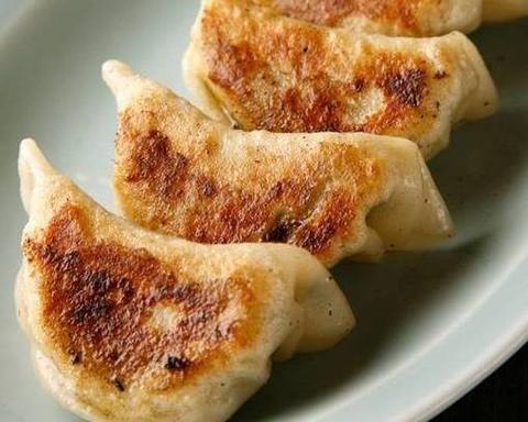 台湾唐揚げジーパイ先生上野店Taiwanese Fried Chicken FAST FOOD 肉汁入り揚げ餃子(8個入り)