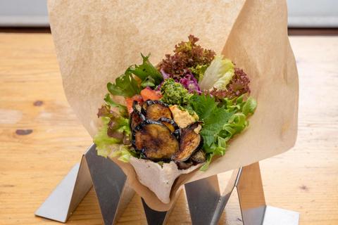 Kuumba du falafel ファラフェルサンドハーフ