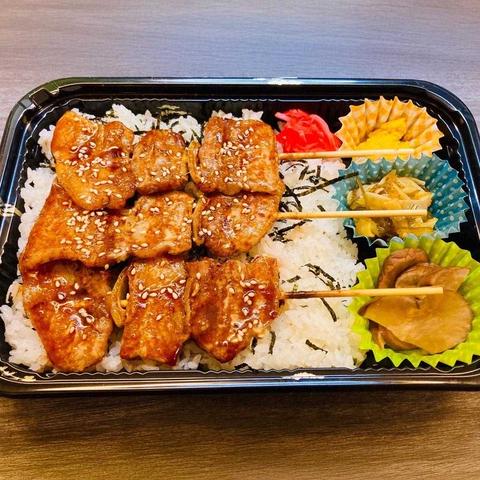 やきとり酒場 とん 室蘭の焼とり弁当