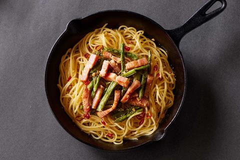 【ニンニク＆絶品パスタ】漢のペペロンチーノ 久我山店 アスパラとベーコンのペペロンチーノ Asparagus ＆ Bacon Peperoncino