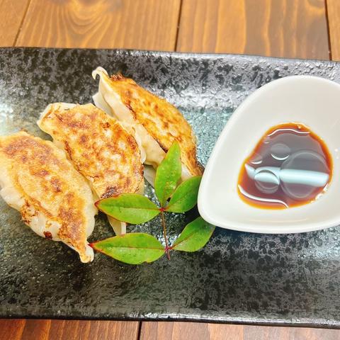 スマイル食堂 にんにく・ニラ無しの手作り餃子(3個)