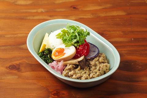 シフク食堂 クリーンそほろのトライカレー