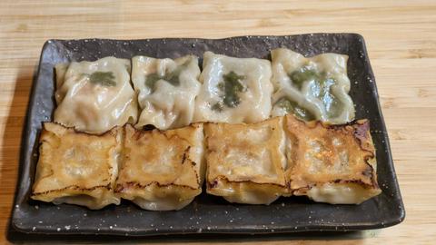 食堂バル39 老松餃子ミックス 8個