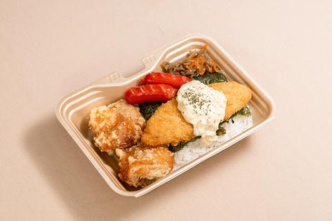 からあげ 金と銀 草加新善町店 高菜のり弁