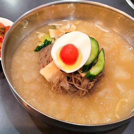 焼肉ソウル 冷麺(白菜キムチ付き)