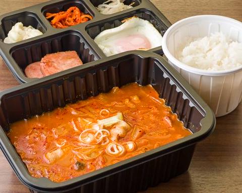 にっこりマッコリ高田馬場店 キムチチゲ定食 Kimchi Jjigae Set Meal