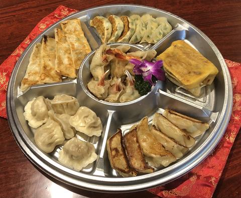 餃子の安亭 思い出横丁新宿大本店 パーティーオードブル