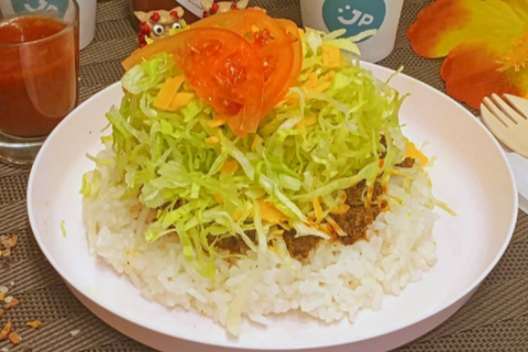 沖縄タコスとタコライス専門店 JP-CAFE 沖縄の定番ローカル タコライス