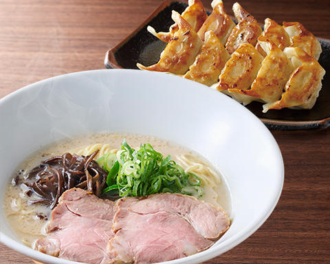 一風堂 新宿アイランドタワー店 博多とんこつラーメン+餃子 セット