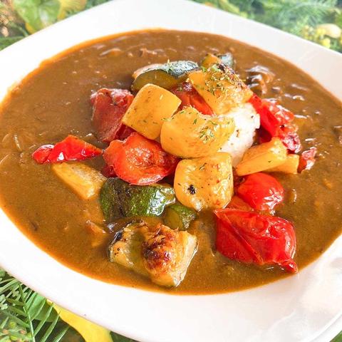 cafe BAELU 彩り野菜カレー