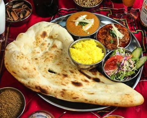 インド・ネパール料理ヒマラヤ 2種類カレーセット Double Curry Set