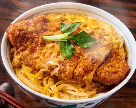カツ丼 三代目なかじま 森下店 王様のロースカツ丼