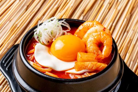 韓国カルビ丼とスンドゥブ 洞山 名古屋中央店 海鮮チーズスンドゥブうどん