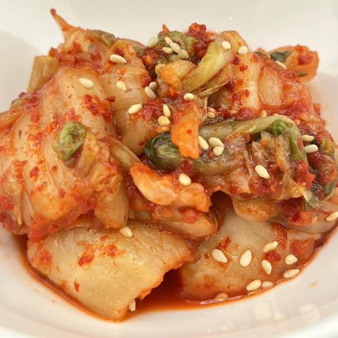 国産牛手切り焼肉 ミート・ミート 自家製白菜キムチ