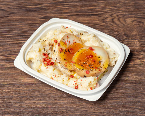 お肉も味も選んでヘルシー タコスサラダトーキョー TACOS SALAD TOKYO トリュフ風味のチーズポテトサラダ